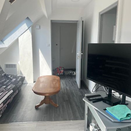 Appartement Prive Calais Esterno foto